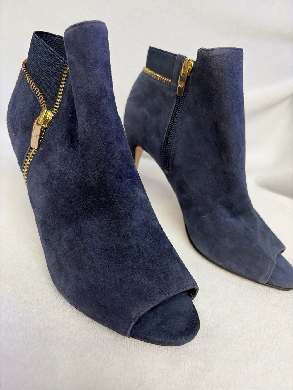 Marc Fisher Women's Navy Suede Peep-Toe Ankle Booties with Gold Zipper size 7m